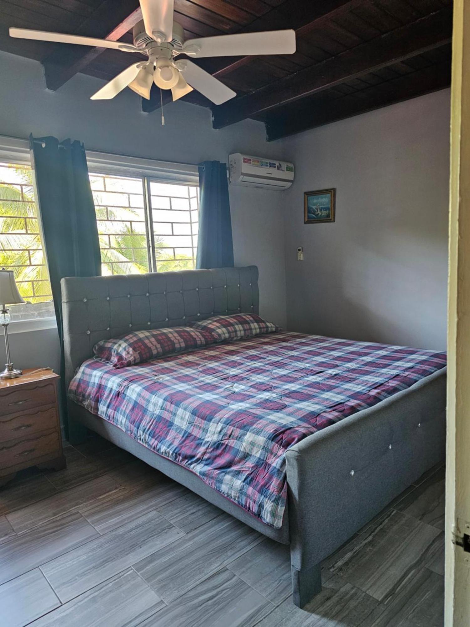 Oasis With Pool Near Canal * Panama Stadt